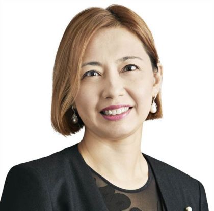 Portrait of Shirley Lau